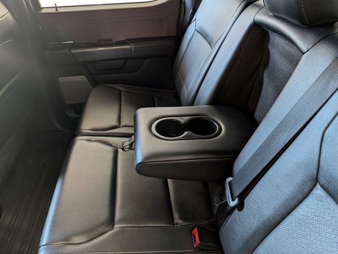 Used 2022 Ford F150 Lariat w/ Equipment Group 502A High image 8