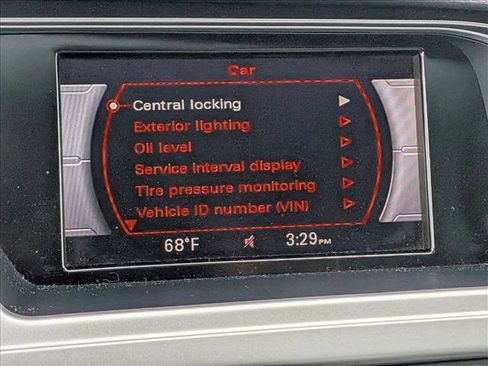 Used 2011 Audi A4 2.0T Premium image 12