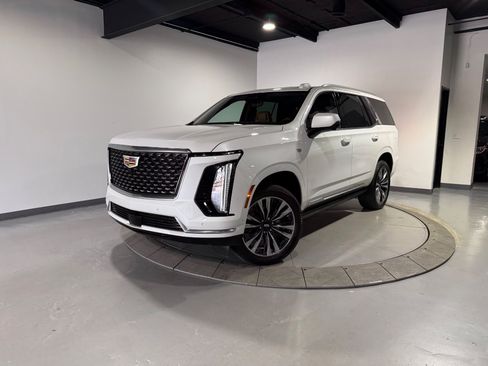 Used 2025 Cadillac Escalade Premium Luxury w/ Touring Package AWD/4WD image 2