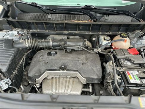 Used 2019 GMC Acadia SLE image 28