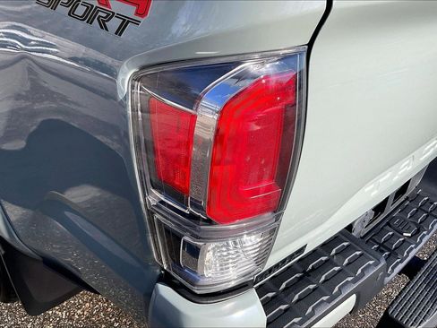 Used 2023 Toyota Tacoma TRD Sport w/ TRD Premium Sport Package image 28