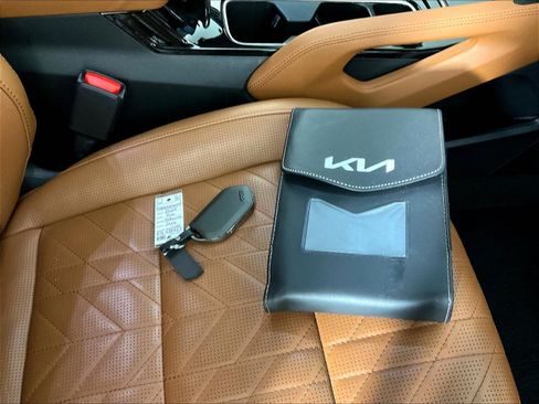 Used 2024 Kia Telluride SX Prestige X-Line AWD/4WD image 36