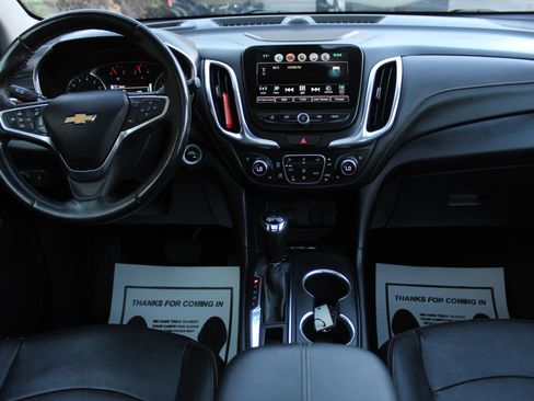 Used 2018 Chevrolet Equinox Premier image 21