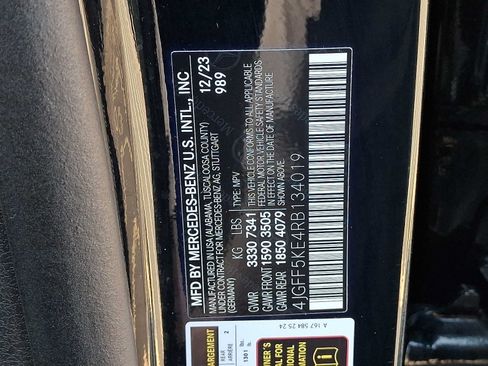 Used 2024 Mercedes-Benz GLS 450 4MATIC image 27
