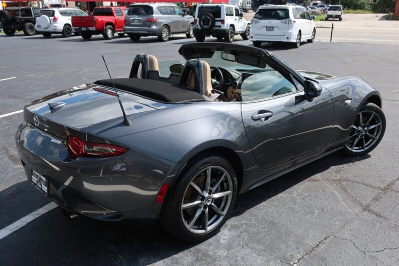Used 2016 MAZDA MX-5 Miata Grand Touring RWD image 16