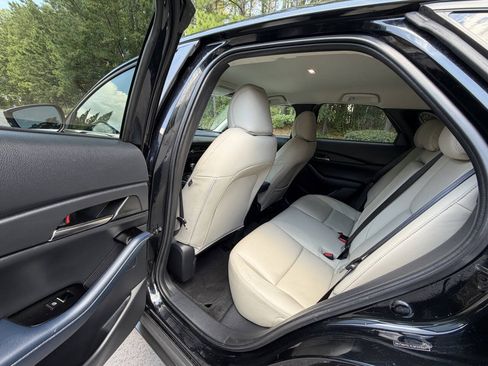 Used 2020 MAZDA CX-30 FWD w/ Preferred Package image 12