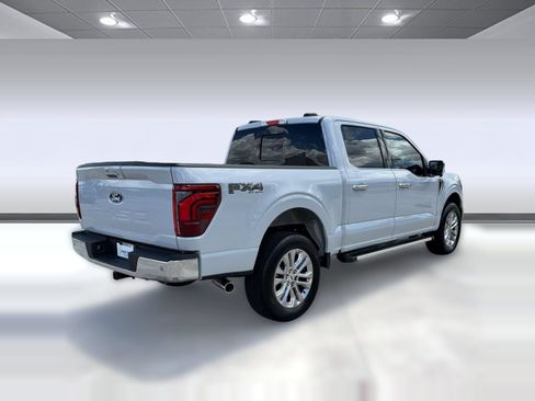 Used 2025 Ford F150 Lariat w/ Equipment Group 501A Mid AWD/4WD image 9