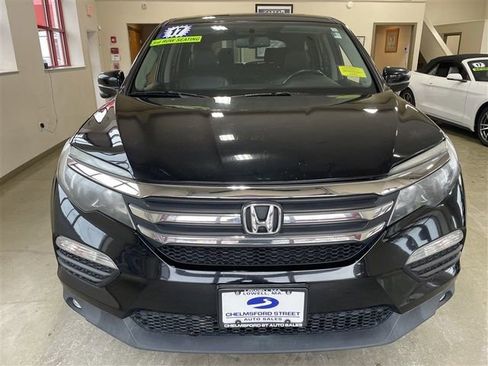 Used 2017 Honda Pilot EX-L image 3