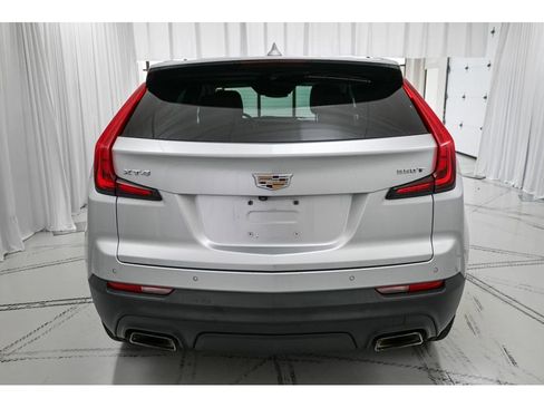 Used 2020 Cadillac XT4 Luxury image 6