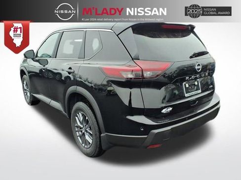 New 2026 Nissan Rogue S image 5