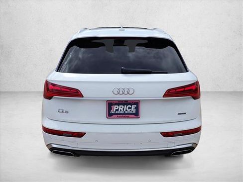 Used 2022 Audi Q5 e Prestige AWD/4WD image 3