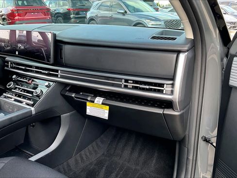 Certified 2026 Hyundai Santa Fe SE image 34