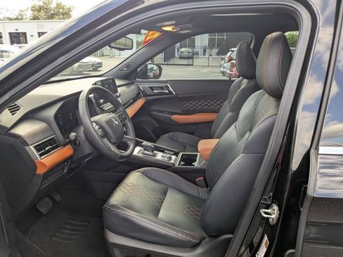 Used 2023 Mitsubishi Outlander SEL 40th Anniversary image 23