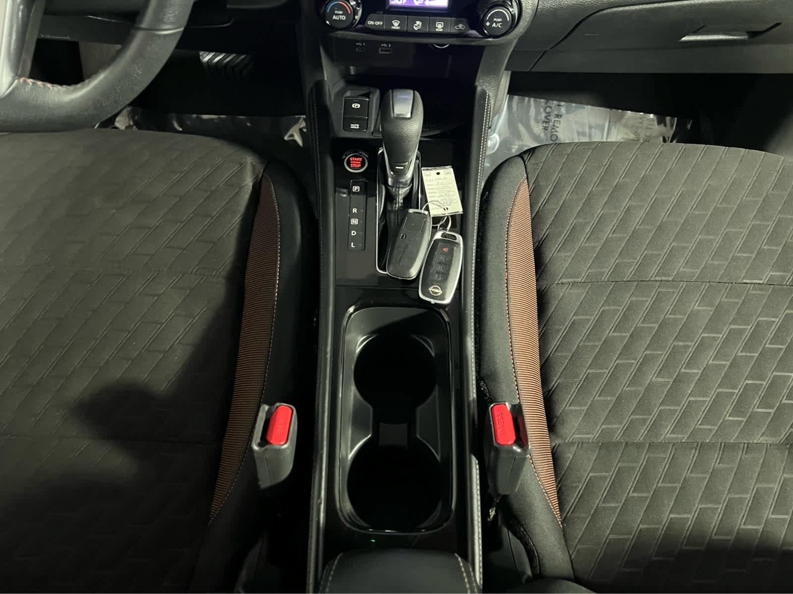 Certified 2024 Nissan Kicks SR FWD image 12