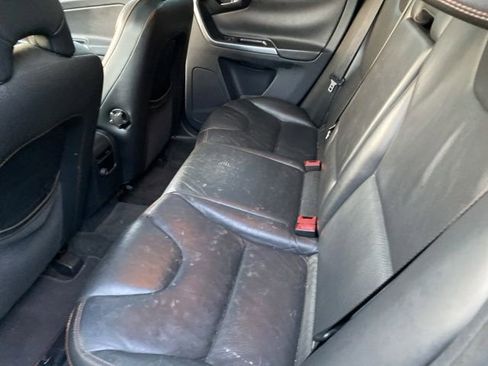 Used 2011 Volvo XC60 3.2 image 13