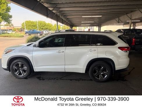 Used 2017 Toyota Highlander Limited Platinum AWD/4WD image 8