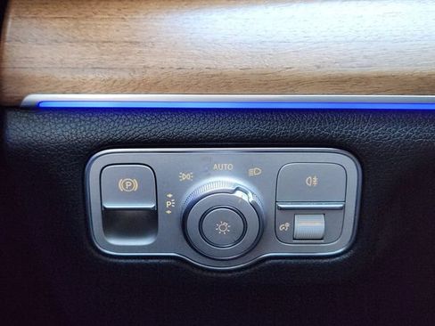 Used 2021 Mercedes-Benz GLE 450 4MATIC image 24