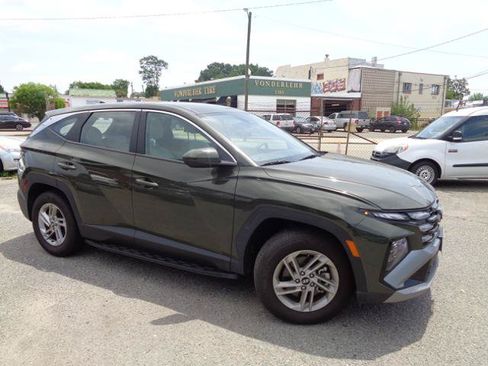 Used 2025 Hyundai Tucson SE FWD image 9