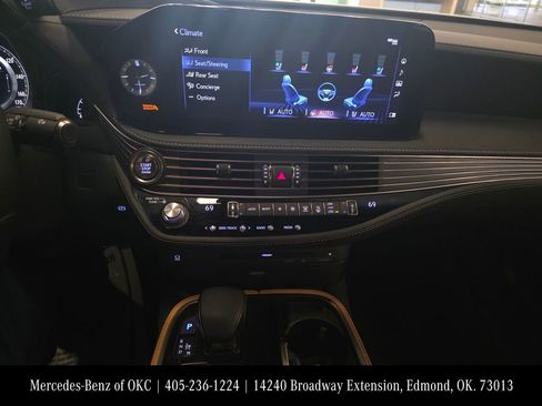 Used 2022 Lexus LS 500 w/ Interior Upgrade Package RWD image 11