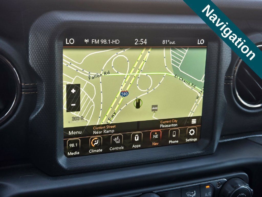 Used 2021 Jeep Wrangler Unlimited Sahara AWD/4WD image 14
