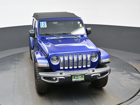 Used 2018 Jeep Wrangler Unlimited Sahara w/ Dual Top Group image 37