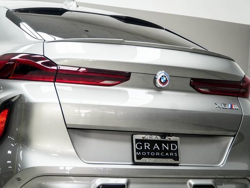 Used 2023 BMW X6 M w/ Executive Package image 13
