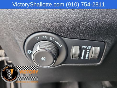 Certified 2022 Jeep Compass Limited AWD/4WD image 12
