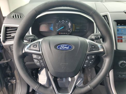 Used 2018 Ford Edge SEL w/ Equipment Group 201A image 21