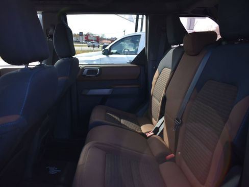 Used 2022 Ford Bronco Outer Banks image 14