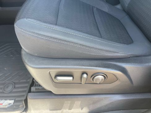 Certified 2021 Chevrolet Silverado 1500 LT Trail Boss w/ LPO, Dark Essentials Package AWD/4WD image 21