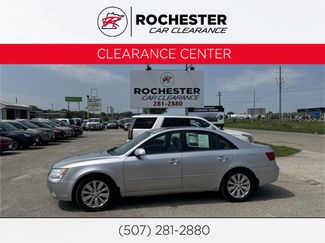 Used 2009 Hyundai Sonata Limited image 1