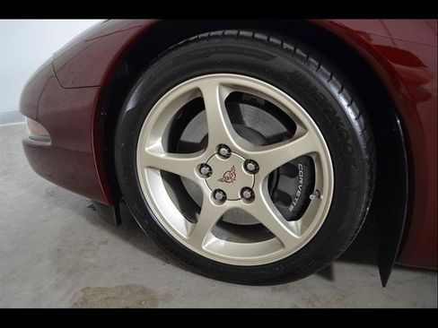 Used 2003 Chevrolet Corvette Coupe w/ Preferred Equipment Group RWD image 8
