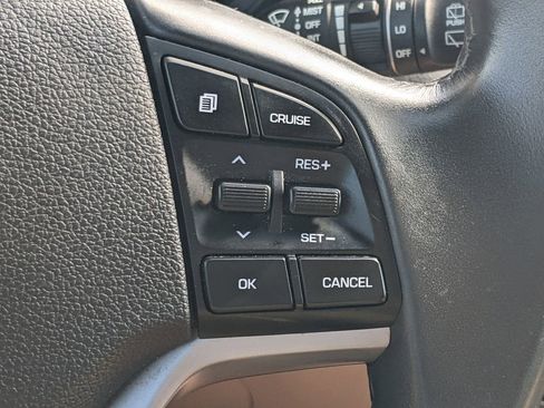 Used 2017 Hyundai Tucson SE Plus FWD image 19