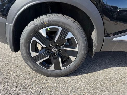 New 2026 Nissan Kicks SV w/ SV Premium Package image 26