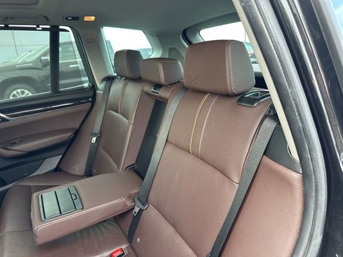 Used 2017 BMW X3 xDrive28i image 8