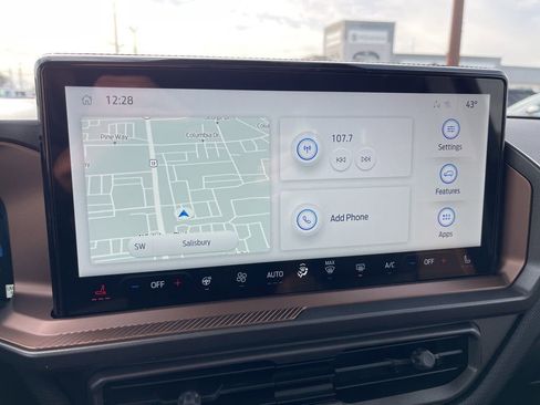New 2025 Ford Bronco Sport Outer Banks w/ Outer Banks Tech Package+ AWD/4WD image 8