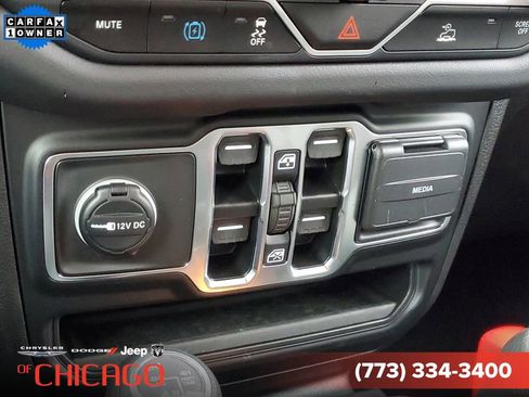 Certified 2025 Jeep Wrangler Unlimited Sahara AWD/4WD image 32