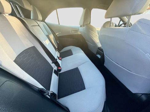 Used 2023 Toyota Corolla SE FWD image 25