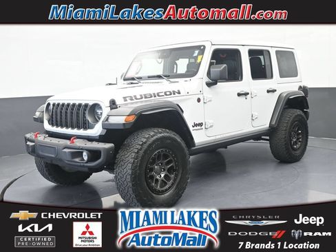 Used 2022 Jeep Wrangler Unlimited Rubicon w/ Xtreme Recon 35" Tire Package AWD/4WD image 1