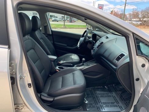 Used 2015 Kia Forte EX w/ Premium Package image 35