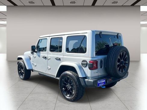 Used 2024 Jeep Wrangler Unlimited Sahara AWD/4WD image 6