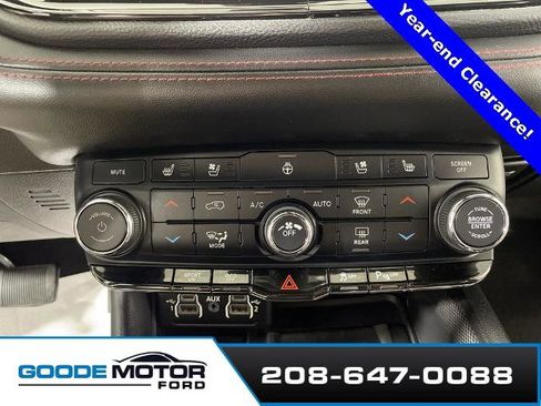 Used 2022 Dodge Durango R/T image 24