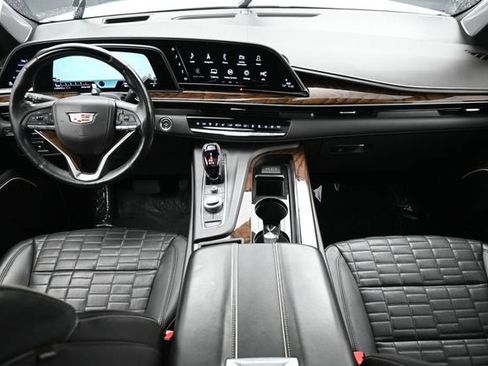 Used 2021 Cadillac Escalade Premium Luxury Platinum RWD image 10