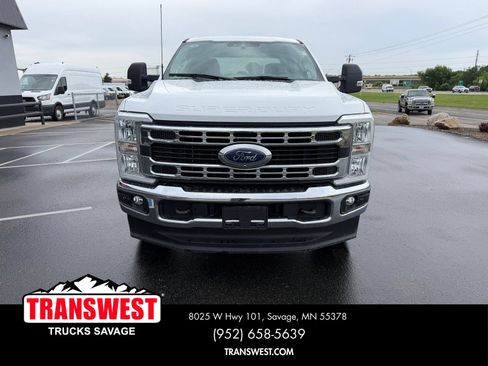 Used 2023 Ford F350 Lariat AWD/4WD image 8
