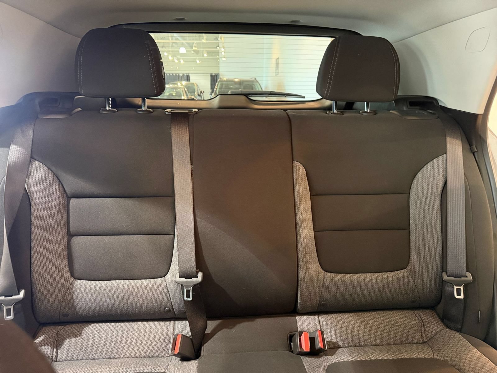 Used 2025 Chevrolet TrailBlazer LT FWD image 36