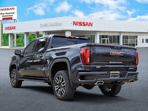 Used 2025 GMC Sierra 1500 AT4 w/ AT4 Premium Package image 3