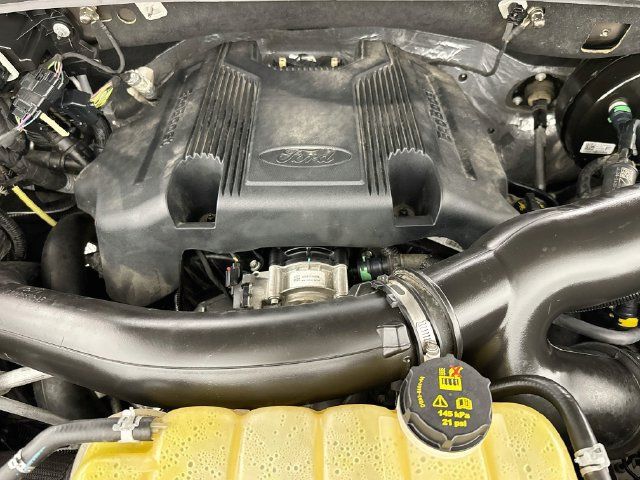 Used 2019 Ford Expedition Limited w/ Equipment Group 303A RWD image 38