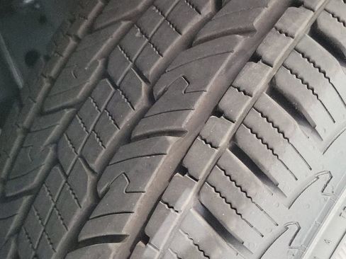 Used 2025 Chevrolet Silverado 1500 LT w/ Safety Package image 30