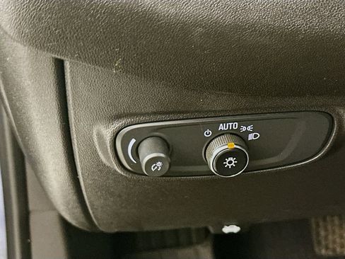 Used 2024 Chevrolet Equinox LT w/ LPO, Floor Liner Package AWD/4WD image 16