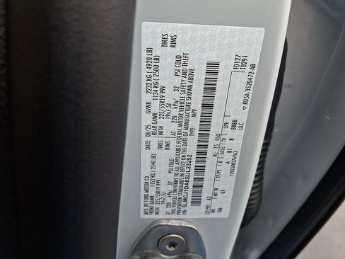 Certified 2025 Lincoln Corsair AWD w/ Equipment Group 101A image 27